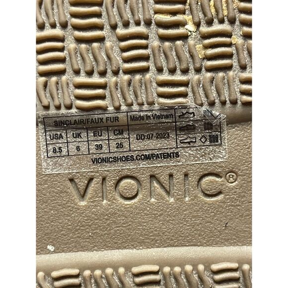 Vionic Women’s Sinclair Faux Fur Slipper Boots Sz 8.5- Cozy Indoor Shoes- Syrah - Picture 13 of 13